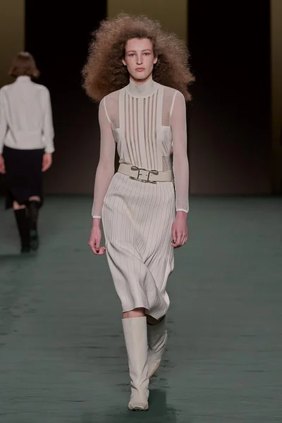 Look 21